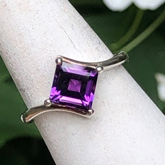 Beautiful Amethyst Ring, square step-cut, AAA grade amethyst in silver - Picture 8 of 10